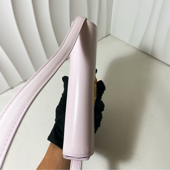 CELINE Triomphe Light Pink Leather Shoulder Bag - Picture 5 of 11